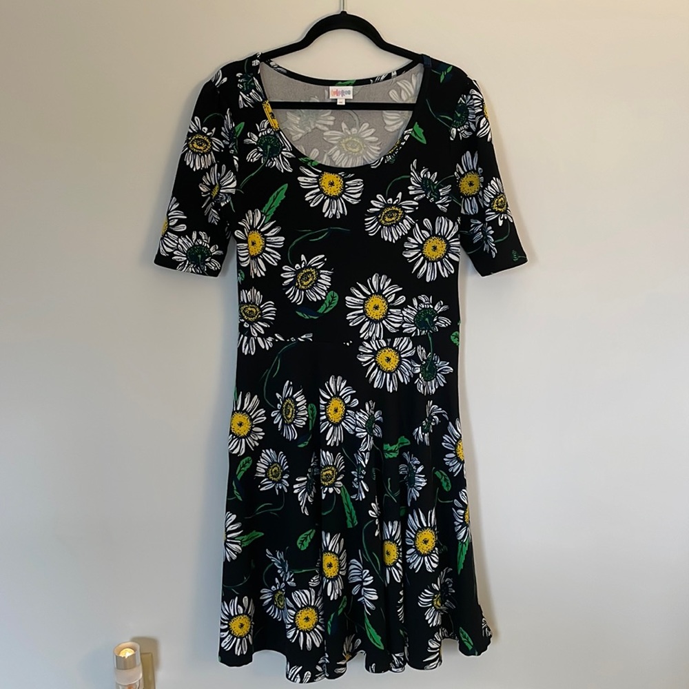 LuLaRoe Flower Dress Size XL